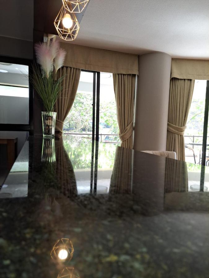 Depto El Golf * Santiago